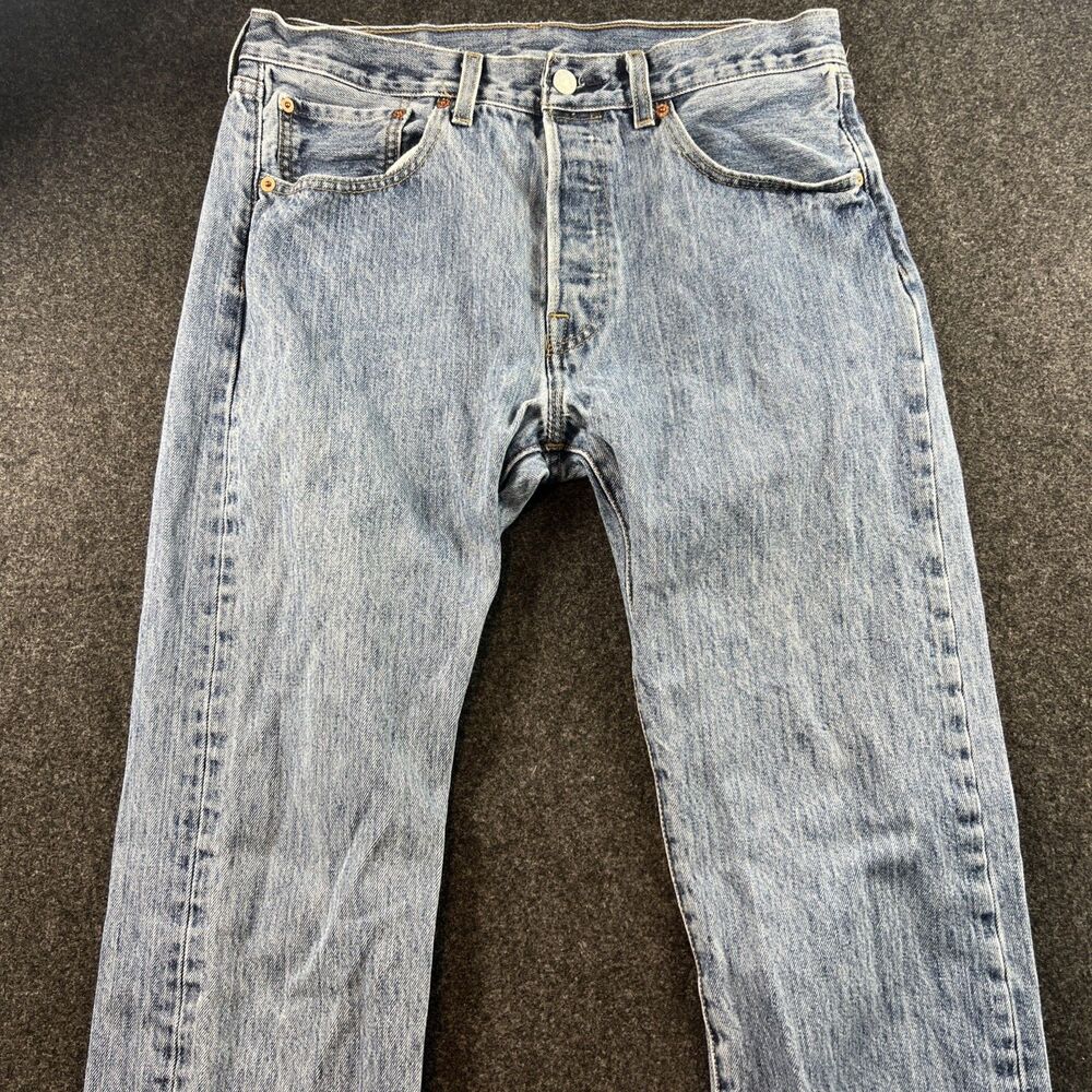 Levis 501 Jeans Straight Leg Button Fly Med Stonewash 32x32